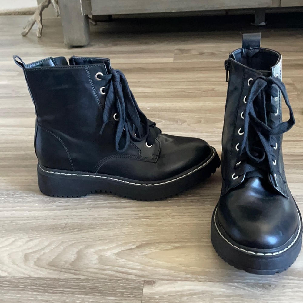 Madden Girl combat boots with zipper